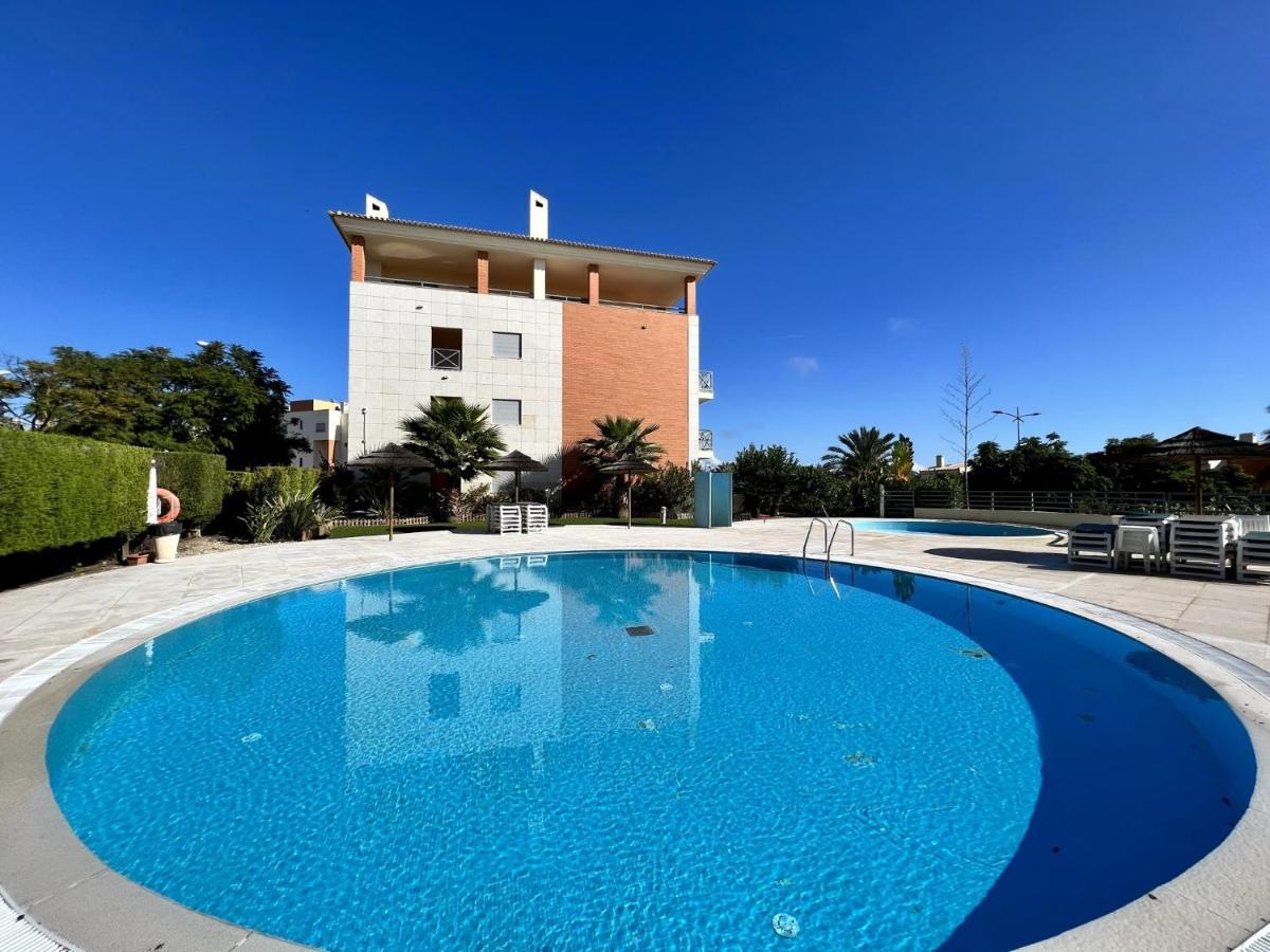 Albufeira Modern 4 With Pool By Homing Apartment Exterior photo